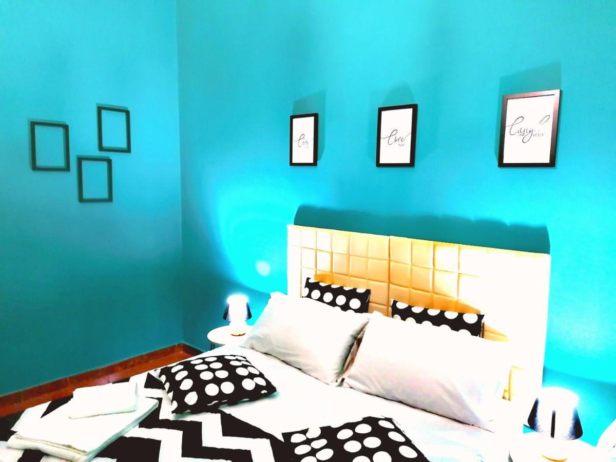 Casacasetta Suite Appartamento Indipendente Таранто Экстерьер фото